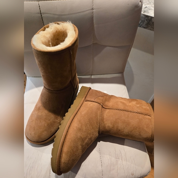 UGG Cozy Tan Shearling-Lined Women's Boots - Picture 2 of 12